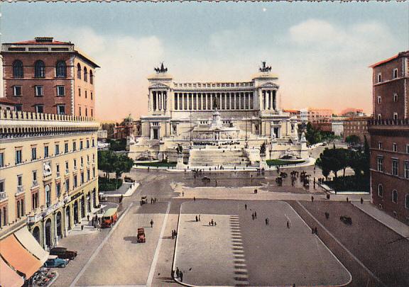 Italy Roma Rome Piazza Venezia e Monumento a Vittorio Emanuele II