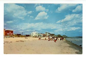NH - Seabrook Beach. Clean White Sands