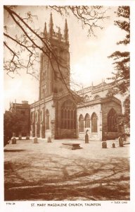 br108783 st mary magdalene church taunton  uk real photo