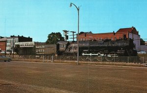 Vintage Postcard Steam Locomotive Santa Fe Railway Fort Madison Iowa