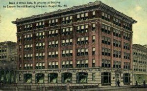 Bank & Office Building in Bangor, Maine