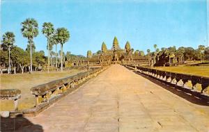 Cambodia, Cambodge Angkor Wat, seen through Main Entrance  Angkor Wat, seen t...