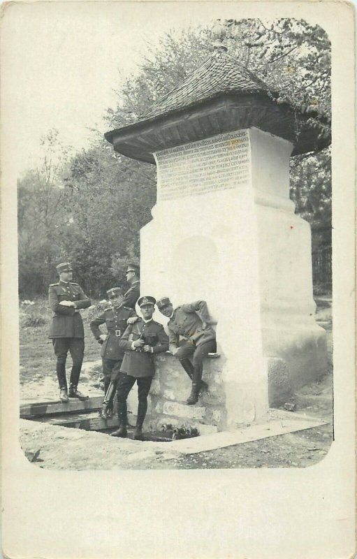 Romania interwar military officers Fountain of Manole Curtea de Arges postcard