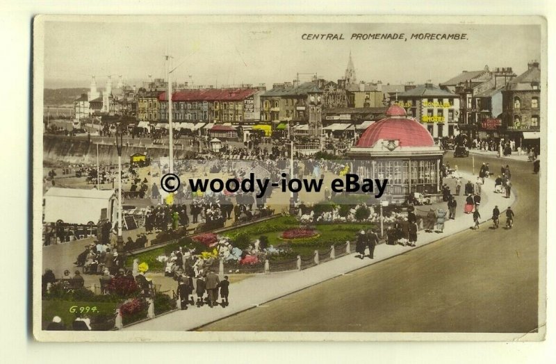 tp8651 - Lancs - A Busy Central Promenade c1943, in Morecambe -  postcard