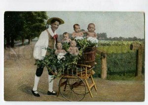 3086652 MULTIPLE BABIES Basket & Gardener Vintage COLLAGE PC