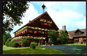 Vermont STOWE Trapp Family Lodge - Chrome
