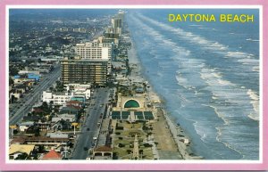 Postcard FL Daytona Beach - aerial  view