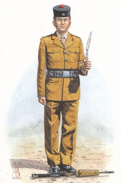 Rifleman Rifle Soldier Of The Royal Gurkha Rifles Dress Uniform Military Post...