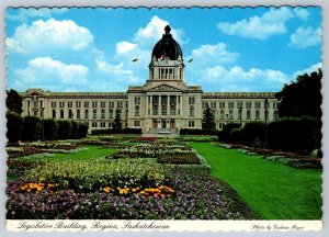 1982 Legislative Building Postcard Regina SK, Matching First Day Issue Stamp FDC