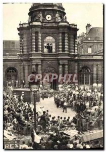 Postcard Modern Army Liberation of Paris Evacuation of wounded German Red Cro...