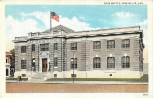 PINE BLUFF, Arkansas AR   POST OFFICE   Jefferson County  c1940's Postcard