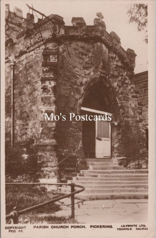 Yorkshire Postcard - Pickering Parish Church Porch, Unused  RS40012