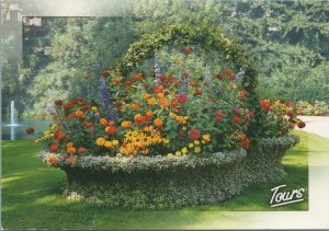 France Postcard - Tours, Indre-Et-Loire - Le Panier Fleuri Du Jardin.. RR10538