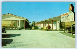 TREASURE ISLAND, St. Petersburg FL ~Roadside BUCCANEER HOTEL COURT 1954 Postcard