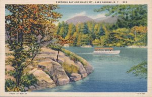 Lake George, Adirondacks, New York - Tour Boat in Paradise Bay - Linen