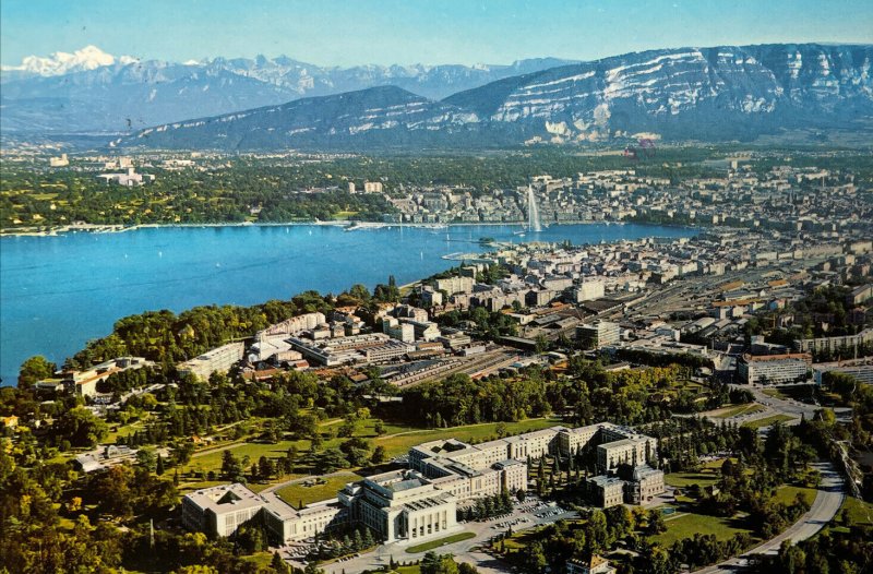 Aerial View Posted Geneve, Switzerland - Le Palais des Nations Postcard