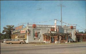 Roadissde Store & Car Della Area Gift Mart Lake Delton WI Chrome Postcard