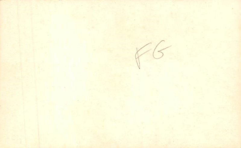 Non PC Backing Nude Man View Images