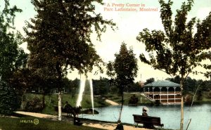 Canada - QC, Montreal. La Fontaine Park Scene