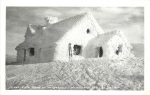 RPPC Postcard 19-025 Ice Covered Vista House Mt. Spokane WA Leo Photo Unposted