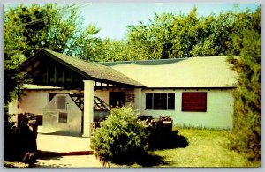 Greensburg Kansas 1960s Postcard The Big Well and Curio Shop Roadside