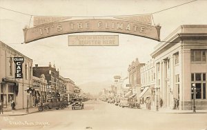 Grants Pass OR Storefronts Club Cafe Old Cars in 1936 RPPC