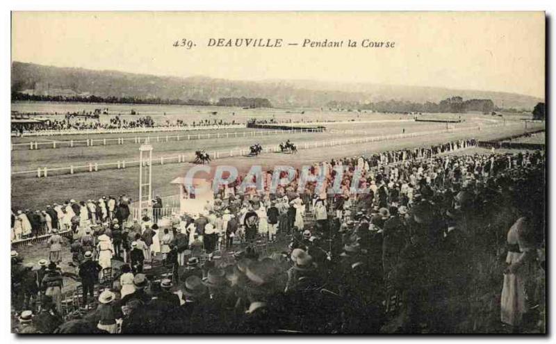 VINTAGE POSTCARD Deauville During the Race Hippisme Horses