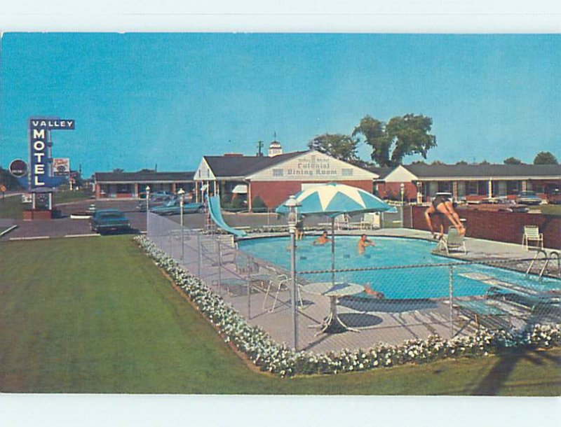 Pre-1980 SWIMMING POOL SCENE Green Bay Wisconsin WI AD9231