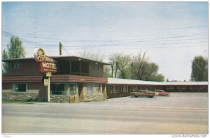 Oregon Trail Motel, Classic Cars, U.S. Highway 30, BAKER, Oregon, PU-1961