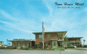 Biloxi MS Town House Motel On The Gulf Postcard