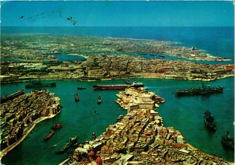 CPM AK The Grand Harbour MALTA (881583)