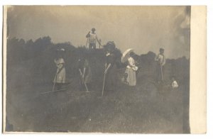 RPPC Postcard Farm Scene Women Men Raking a Field c. 1900s