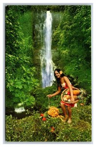 Pretty Lady With Some Fruit in Basket Wailua Falls HI UNP Chrome Postcard V9