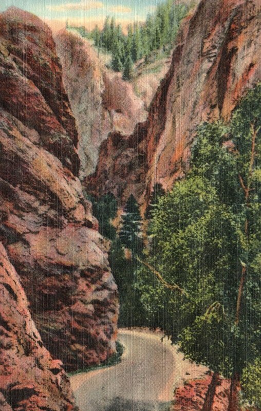 Vintage Postcard 1930's Cheyenne Gorge South Cheyenne Canyon Colorado Springs CO