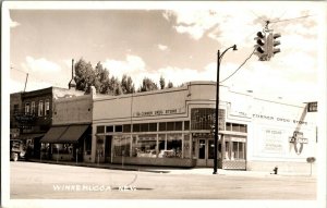 RPPC, Corner Drug Store Winnemucca NV c1952 Vintage Postcard H71 