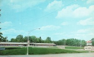 Vintage Postcard 1963 May Motel Building Niles-Youngstown Route To Downtown Ohio