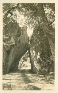 Arch Rock North Park California Yosemite NP 1940s RPPC Photo Postcard 21-2352