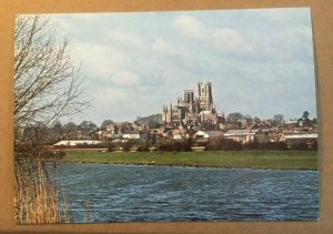 UNUSED POSTCARD - ELY CATHEDRAL, ELY, CAMBRIDGESHIRE, ENGLAND