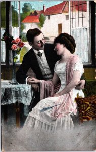 Victorian Romantic Couple Vintage Postcard C045