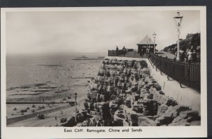 Kent Postcard - East Cliff, Ramsgate - Chine and Sands    RS7939