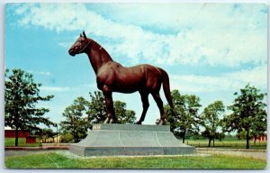 Postcard - Man O'War Statue, Faraway Farm - Lexington, Kentucky