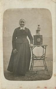 OLD LADY w/ UNUSUAL CLOCK ANTIQUE REAL PHOTO POSTCARD RPPC