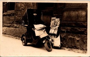3 Wheel Motorized Delivery Scooter Motorbike Car Cedar Rapids Iowa 1939 RPPC