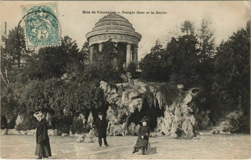 CPA Bois de VINCENNES - Temple Grec et la Grotte (44524)