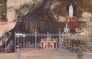 France Lourdes La Grotte
