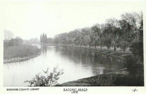 Berkshire Postcard - Datchet Reach c1912 -  Ref.5549