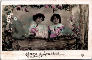 Victorian Girls Gage d'Amitié Vintage RPPC C011