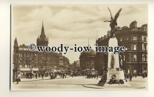 tp8700 - Yorks' - The War Memorial and the City Square, in Leeds - Postcard