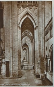 Hampshire Postcard - North Aisle, Winchester Cathedral - Real Photo - Ref TZ9006