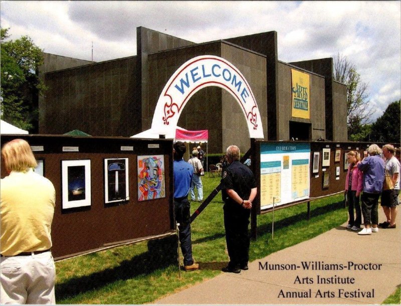 Utica NY New York MUNSON-WILLIAMS-PROCTOR ARTS INSTITUTE~FESTIVAL 4X5½ Postcard